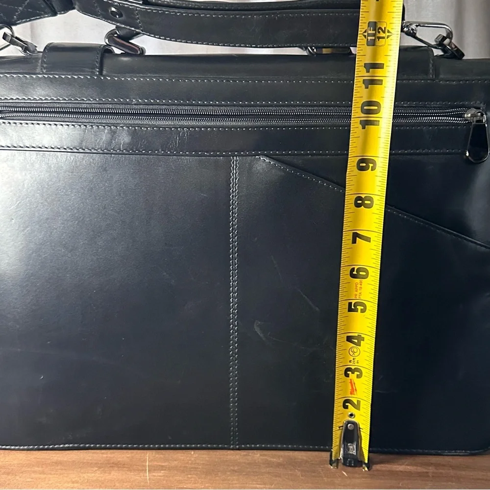 Wilsons Leather Pelle Studio Leather Messenger Bag Briefcase Satchel Black